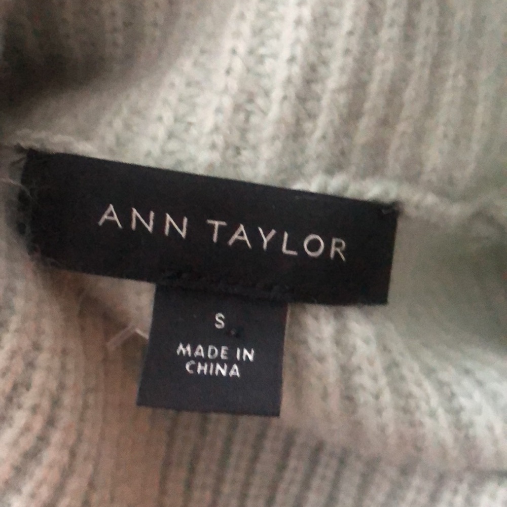 Ann Taylor Colorblock Mock Neck Wool Sweater Size Small - Picture 7 of 8